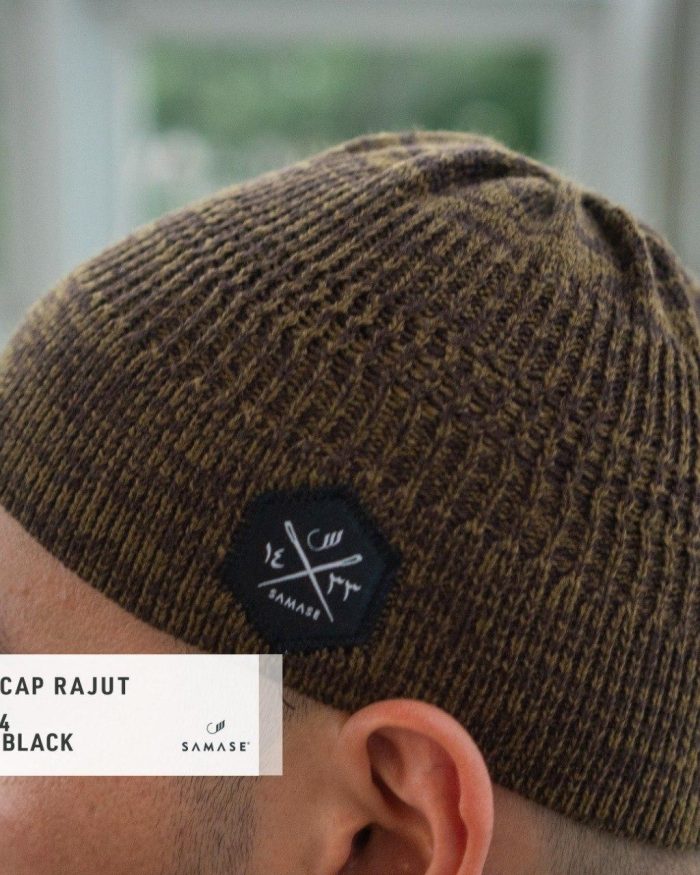 New Cap Rajut t0154 Gold Black